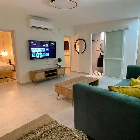 Adva Vacation Apartments Eilat Exterior photo